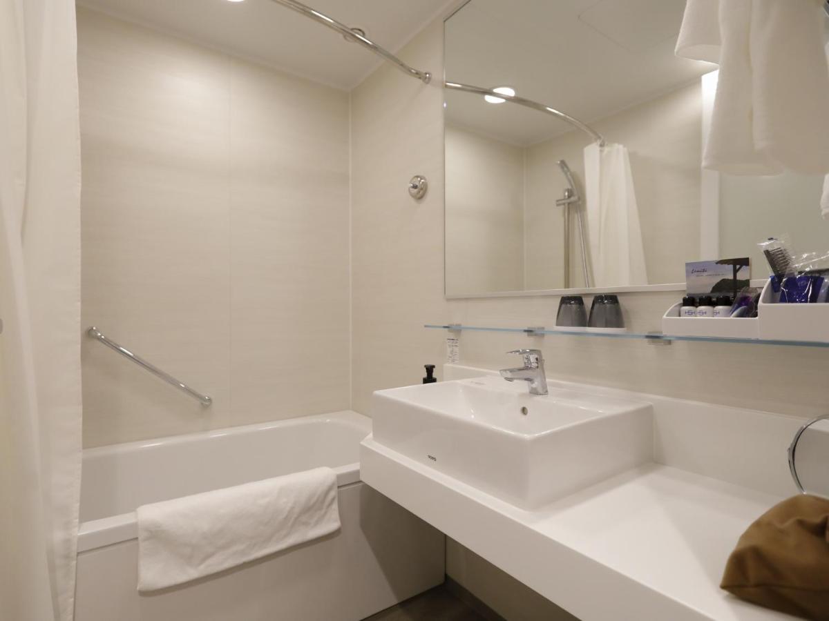 Nihon Seinenkan Hotel Tokyo Ngoại thất bức ảnh